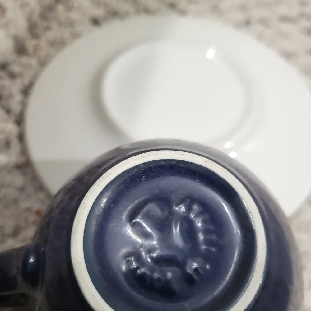 Crate & Barrel 8 tea blue tea cup sets